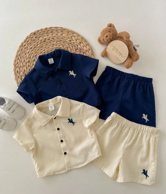 Set de conjuntos de niño 4 piezas